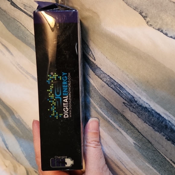 Nwt! Rapid car charger - Picture 8 of 8